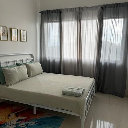 Bunga Homestay Sea View كُوالا تيرينغانو المظهر الخارجي الصورة