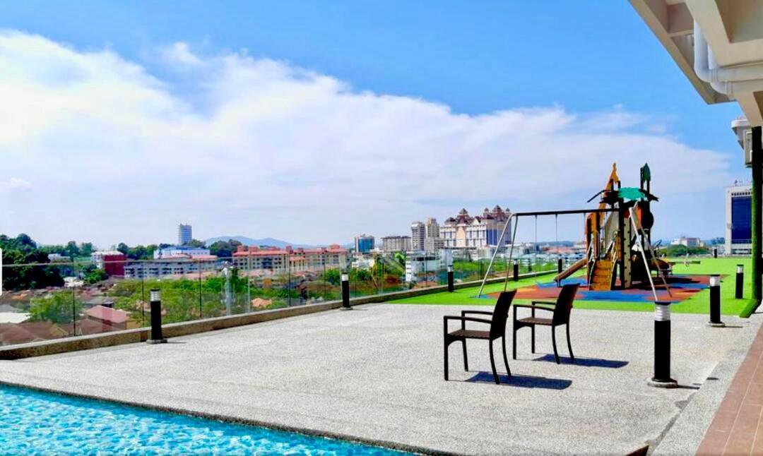 Bunga Homestay Sea View كُوالا تيرينغانو المظهر الخارجي الصورة